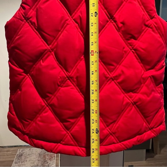 Gap Women’s Quilted Fleece Lined Puffer Vest - Picture 3 of 7